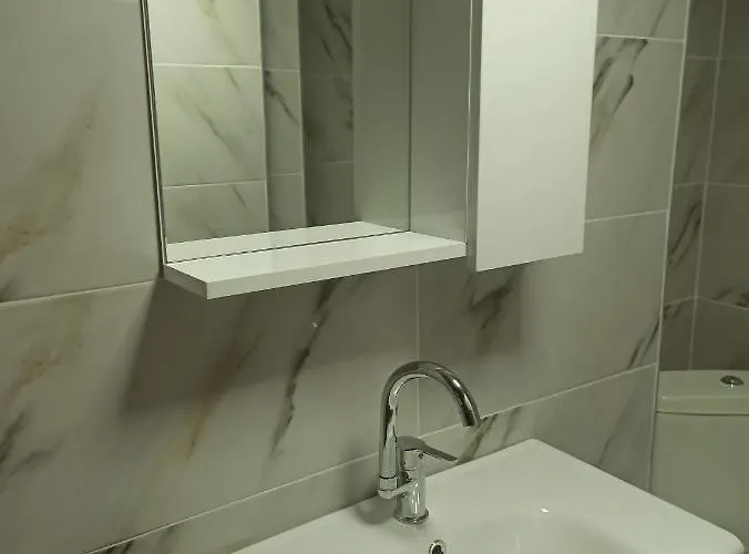 Reyna * Istanbulská provincie